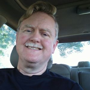 Meet your Posher, Carlos